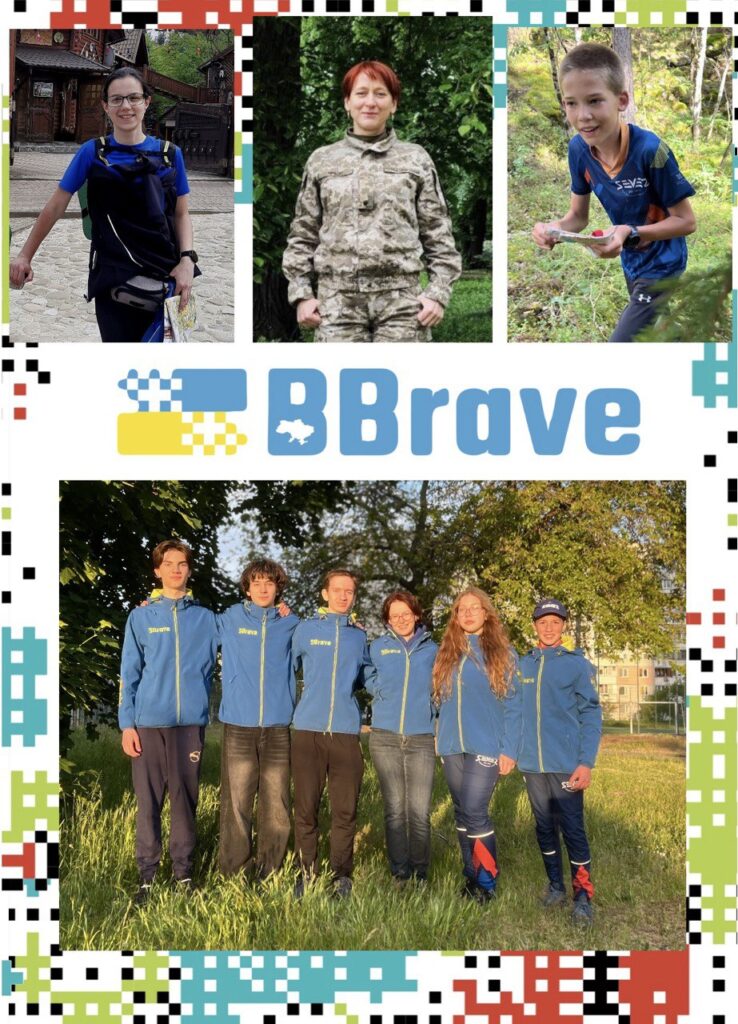 Ungdomsgrupper med BBrave-logo, i sports- og militærutstyr, står sammen i en park.