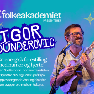En glad Igor Dunderovic synger og spiller gitar under en energisk forestilling med humor og hjerte.